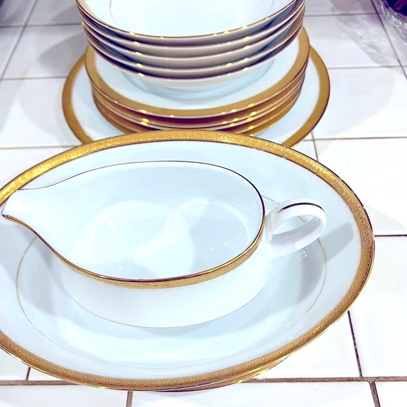 15 PC Noritake Metropolitan GOLD 4337  Set Dinnerware Sirilanka GOLD White - Picture 12 of 15